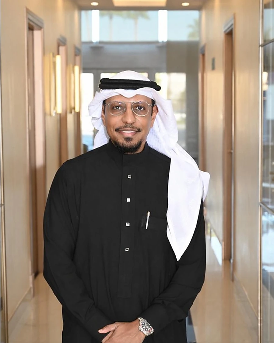 Portrait of Dr. Shadi Zari